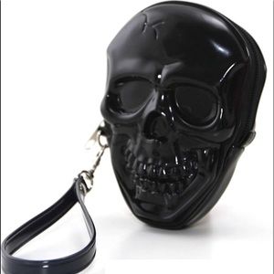 - 💀💀Skull Wristlet💀💀